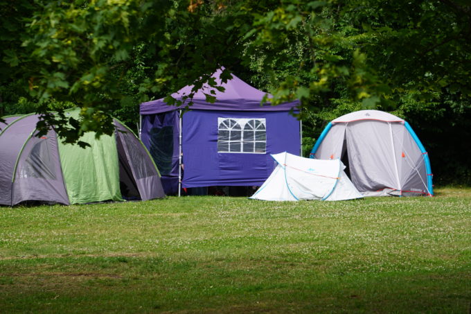 Campingburg mit Pavillion